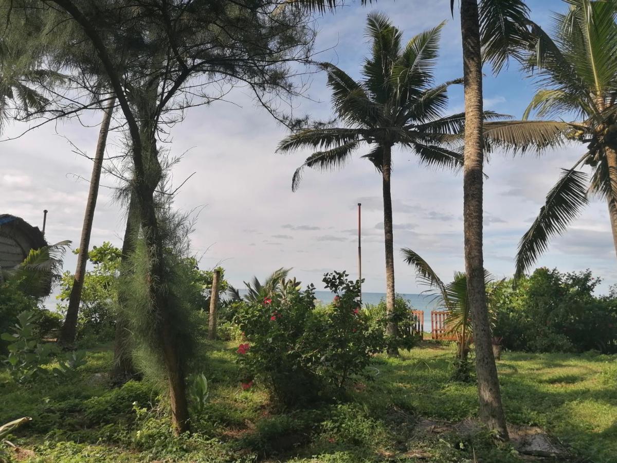 Sukriti Beach Resort Varkala Exterior foto